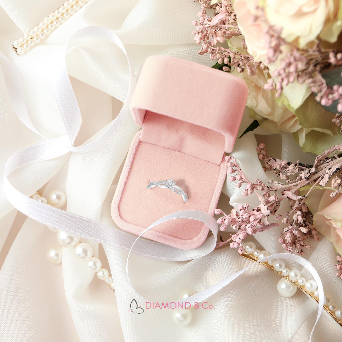 Cincin nikah berlian wanita Cincin nikah berlian wanita