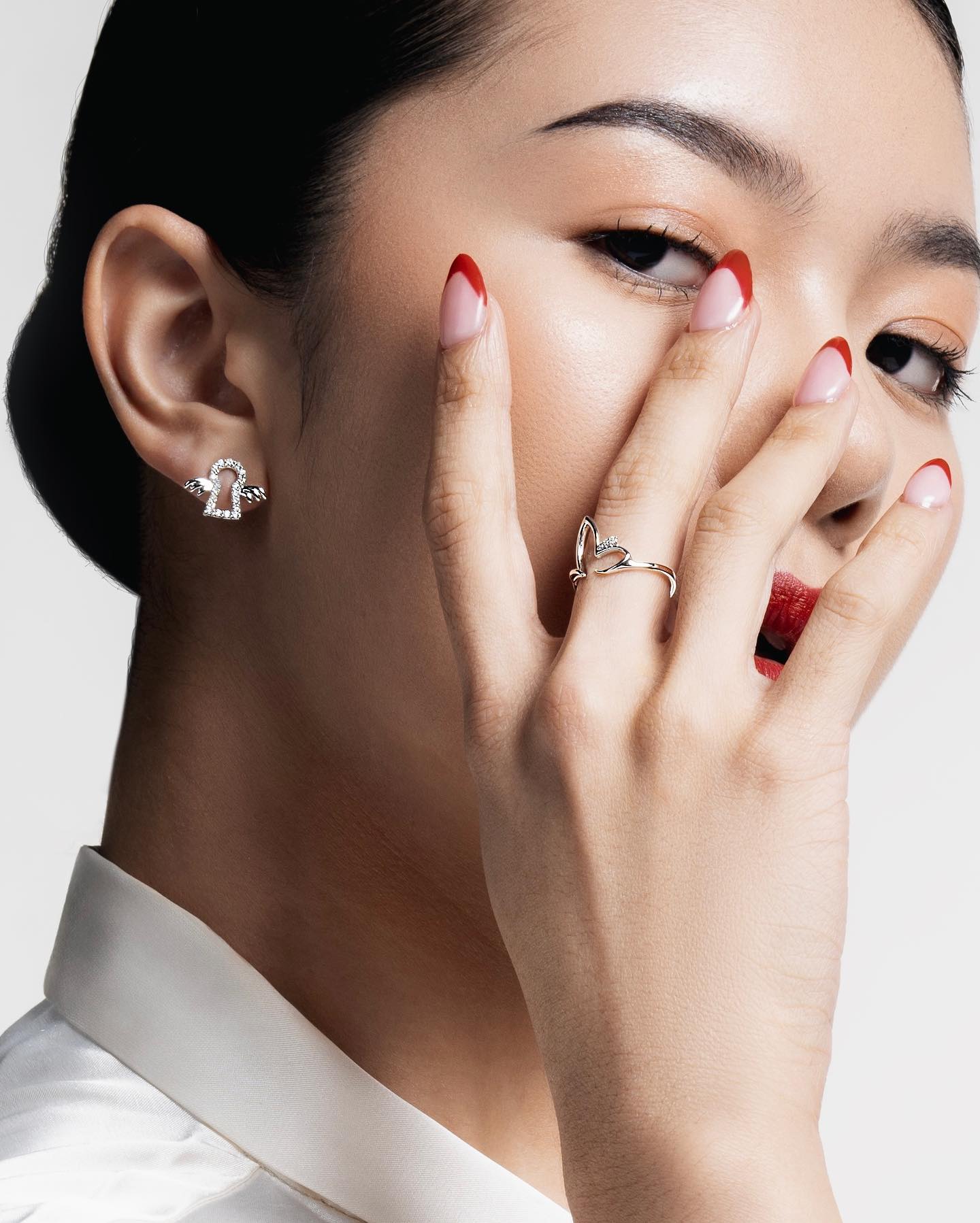 Model anting berlian Model anting berlian