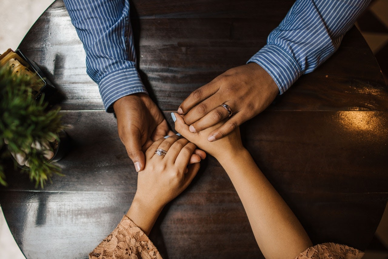 Membeli Cincin Nikah Couple