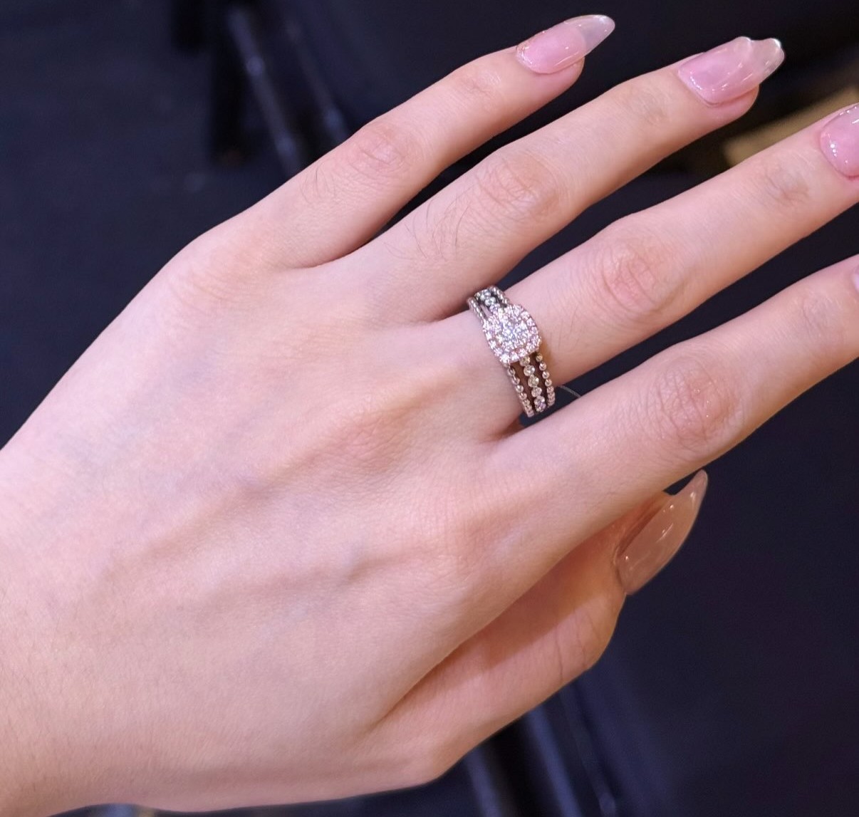 ukuran cincin wanita, tabel ukuran cincin wanita, cara mengukur ukuran cincin wanita, panduan ukuran cincin wanita, rata rata ukuran cincin wanita, cara mengetahui ukuran cincin wanita,